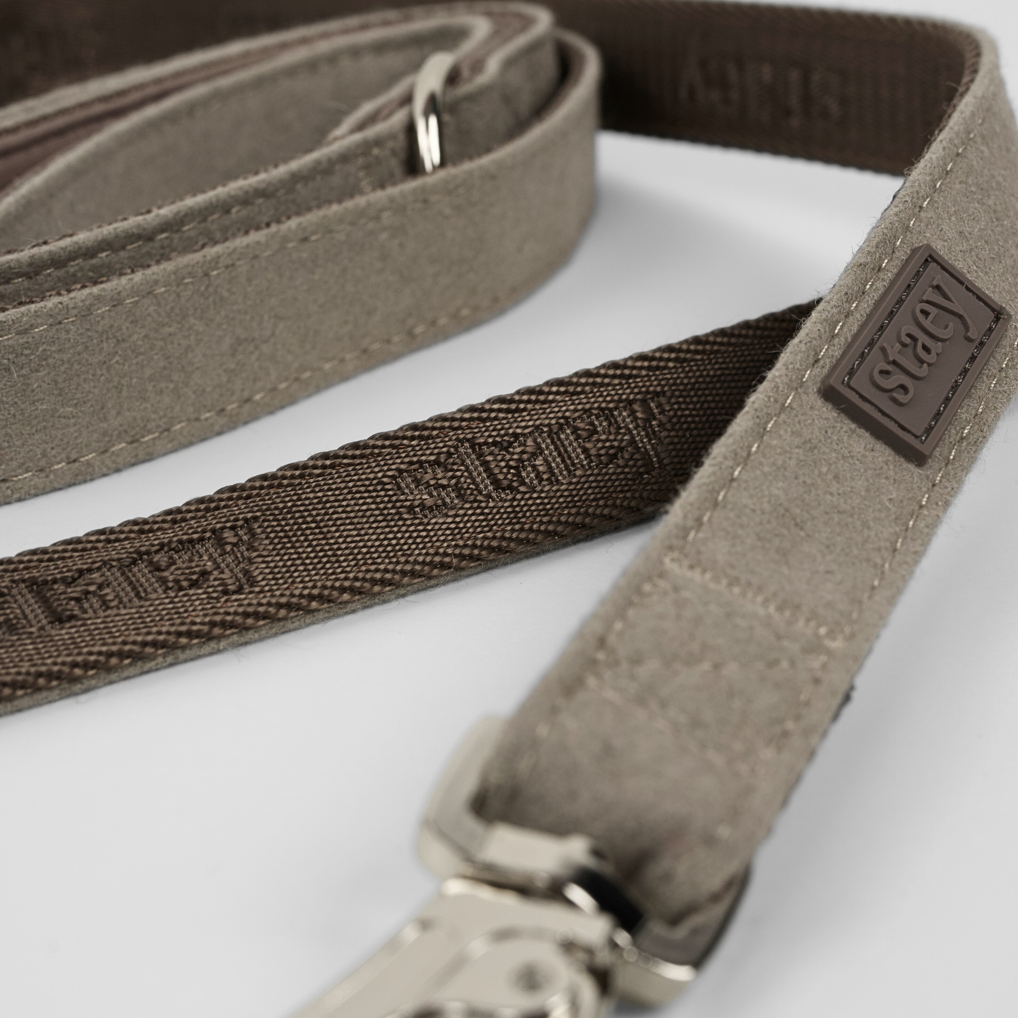 Elma Hundesnor | Sand