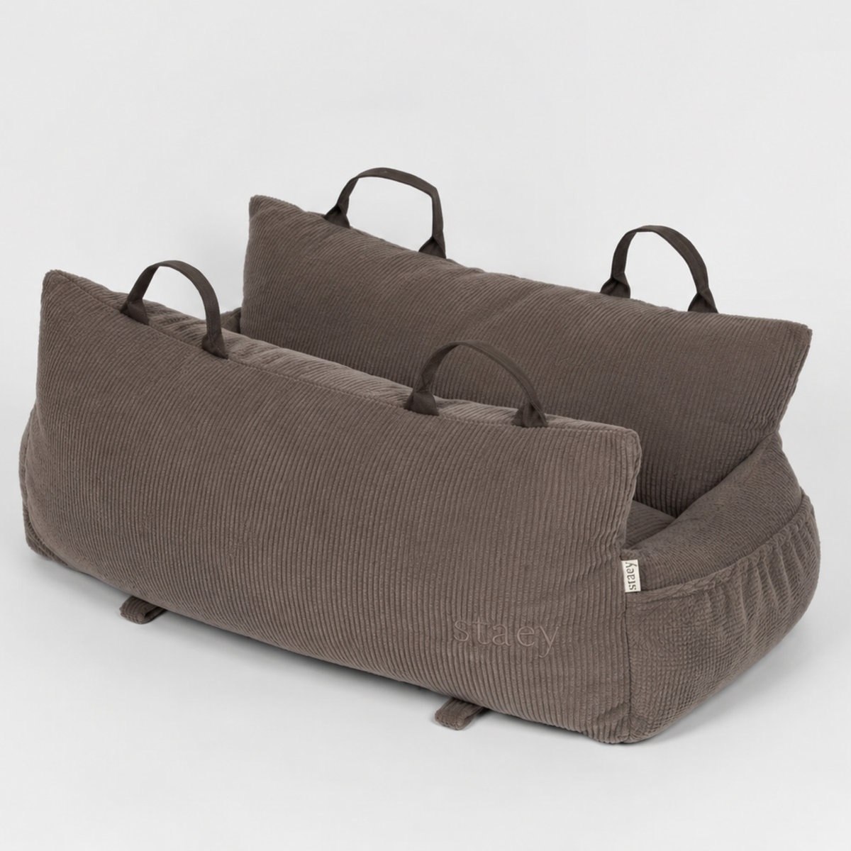Lara XXL bilsæde til hunden i Taupe Corduroy med polstrede sidestøtter og håndtag