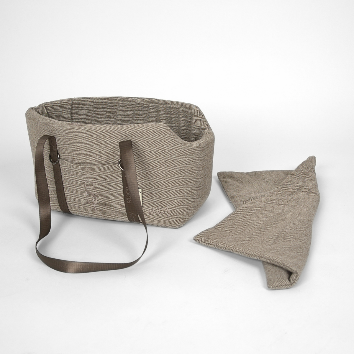 Maya 2-in-1 Car Seat, Herringbone Mocca