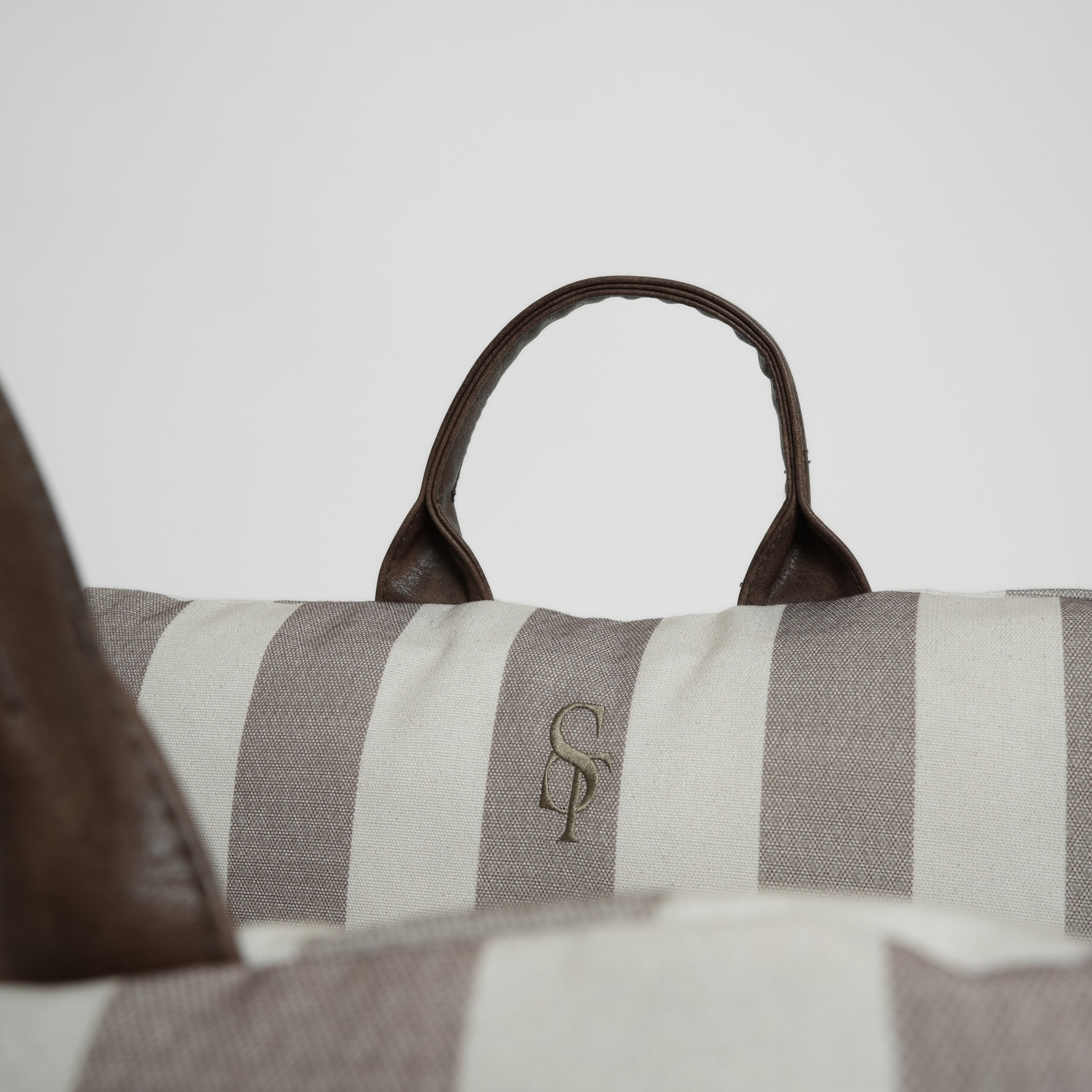 Lara Bil Sæde | Striped 2.0 