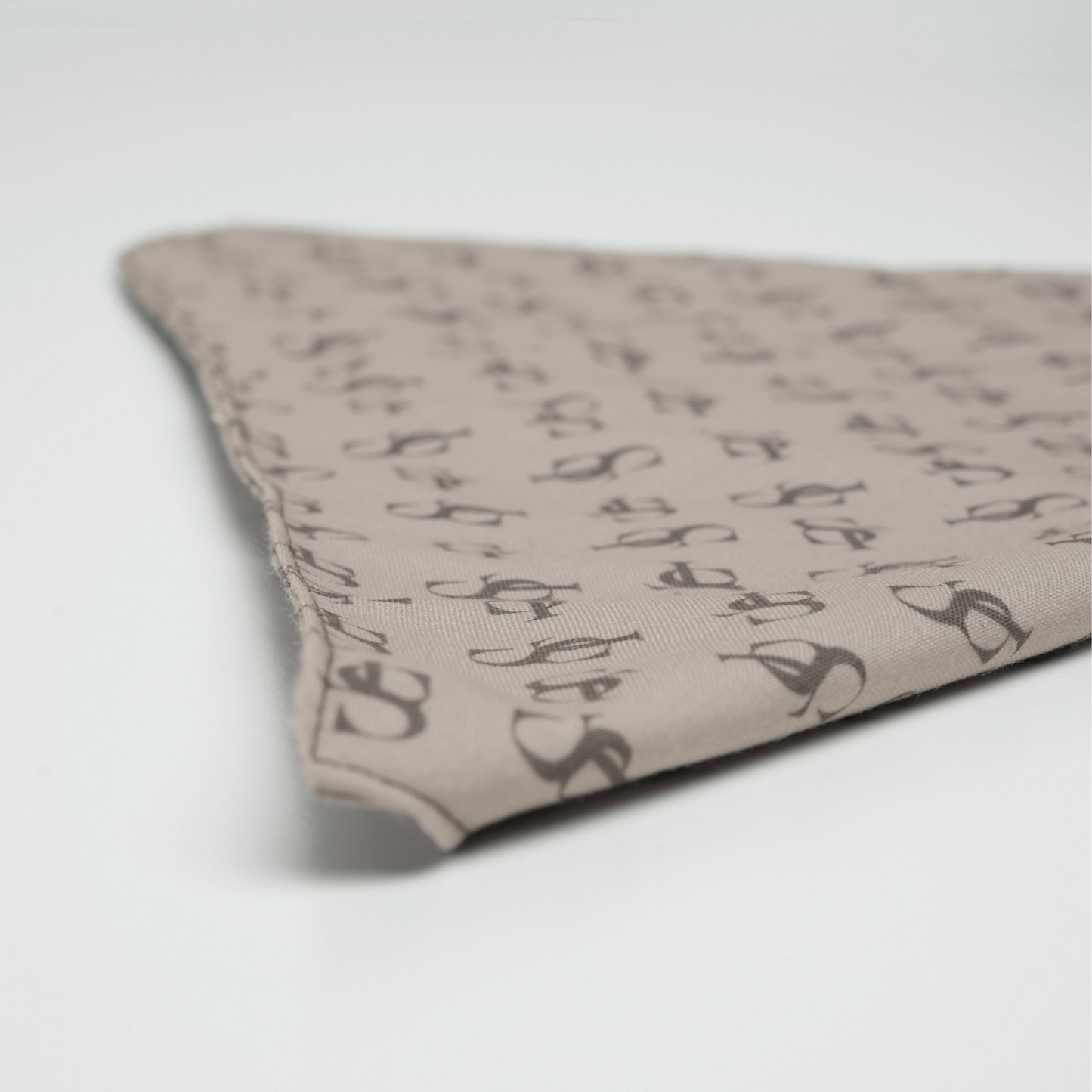 ST Bandana, Natur