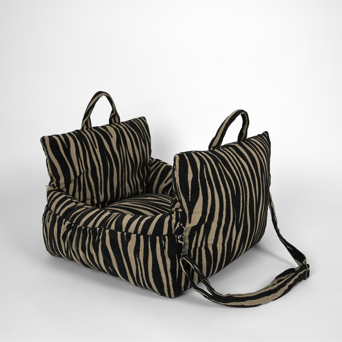 Lara Car Seat | Zebra 2.0